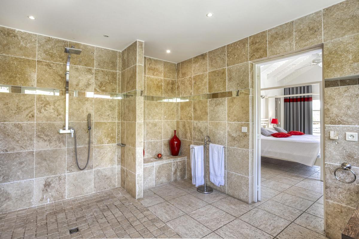 28.Location villa Encore aux Terrres Basses Saint Martin_Chambre 1